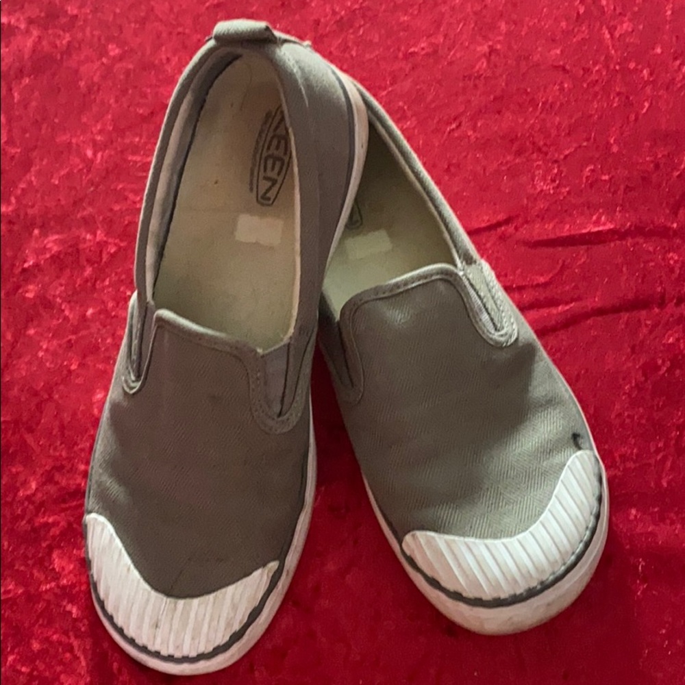 Keen deck shoes